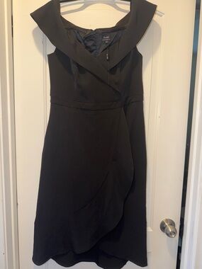 Sandra Darren Black Sleeveless Wrap-Front Midi Dress